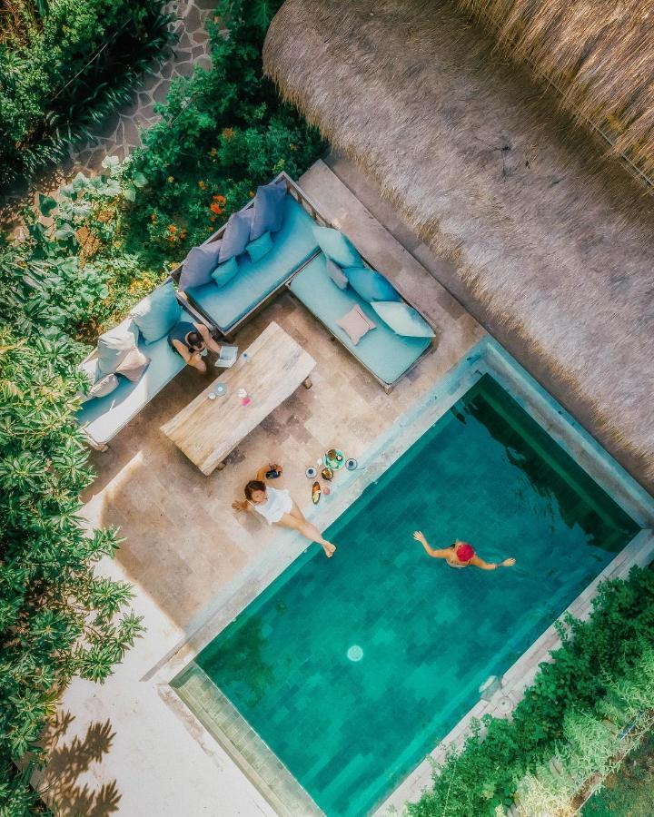 Flowers & Fire Yoga Garden Gili Air Exterior photo